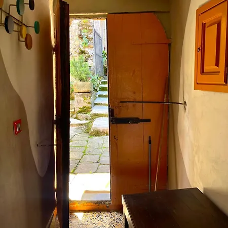 The Stone House Apartment Marciaso