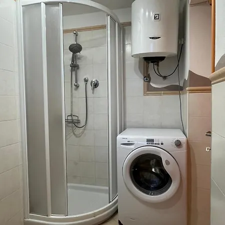 The Stone House Apartment *