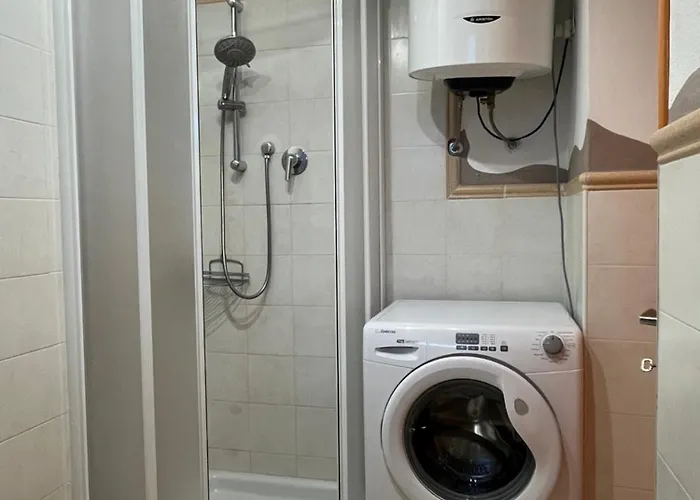 The Stone House アパート *